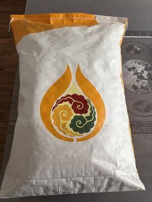 Good price High Water Resistance BOPP Laminated PP Woven Bags With Customized Weight Capacity And Stitched Seam Or Heat-sealed Options online
